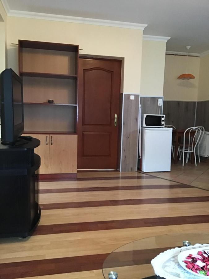 4 Lurko Apartman Uj Apartment Hajduszoboszlo Exterior photo