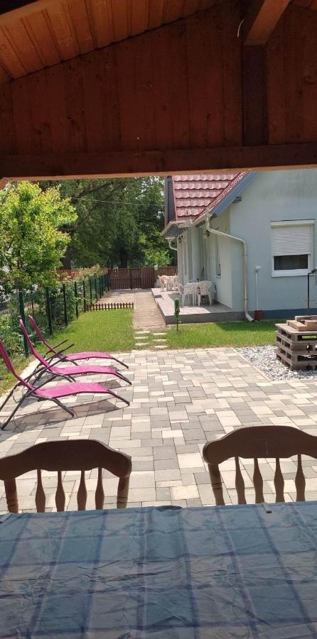 4 Lurko Apartman Uj Apartment Hajduszoboszlo Exterior photo